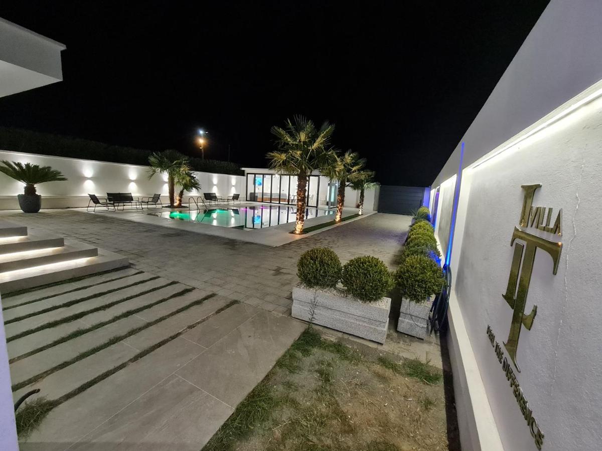 Lt Luxury Villa Rrushkull  Ngoại thất bức ảnh